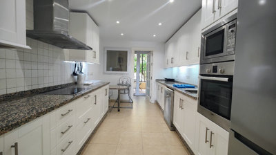 b98le8d7m9k3degpefzhs0lif8u4xzvzhwxtmggyekxx9