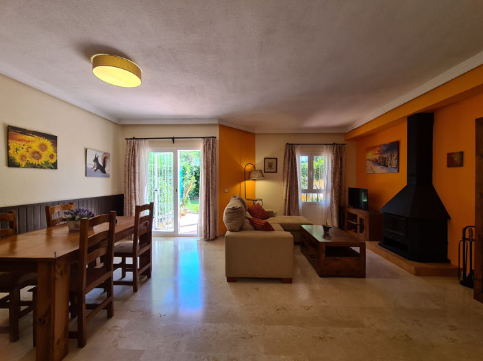 Image No.27-3 Bed House for sale