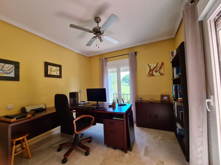 Image No.41-3 Bed House for sale