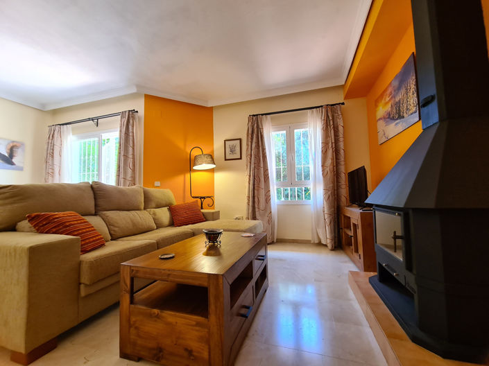 Image No.6-3 Bed House for sale