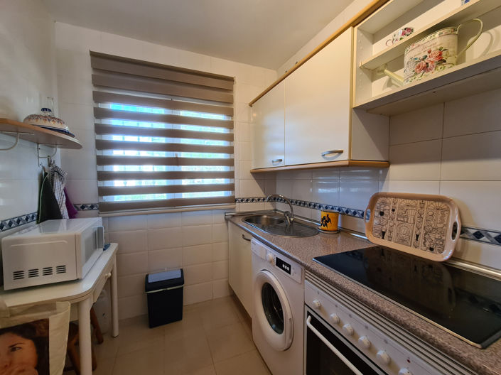 Image No.9-3 Bed House for sale