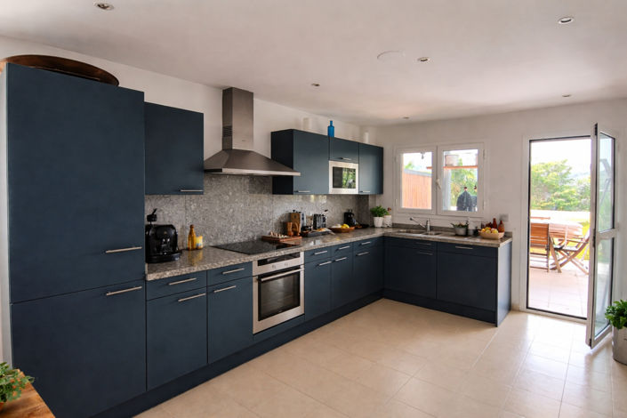 Image No.11-3 Bed Apartment for sale