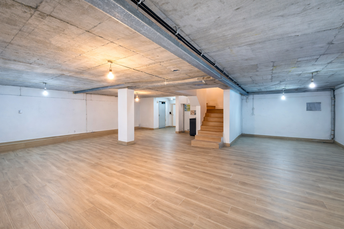 Image No.21-2 Bed House for sale