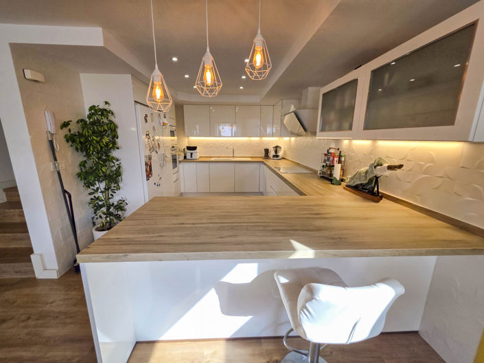 Image No.36-2 Bed House for sale