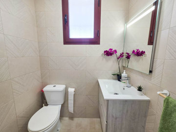 b98le8d7m9k3degpefzhs0lif8u4xzvzhwxtmggyekxx9