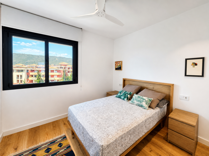 Image No.16-3 Bed Property for sale