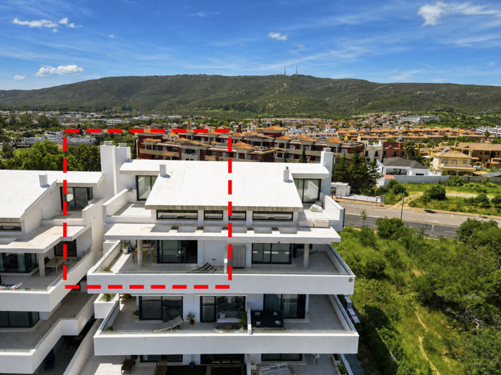 Image No.3-3 Bed Property for sale