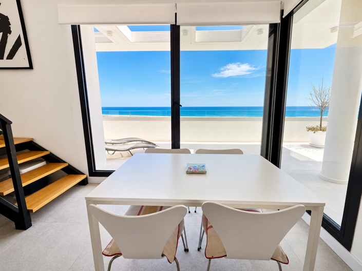 Image No.32-3 Bed Property for sale