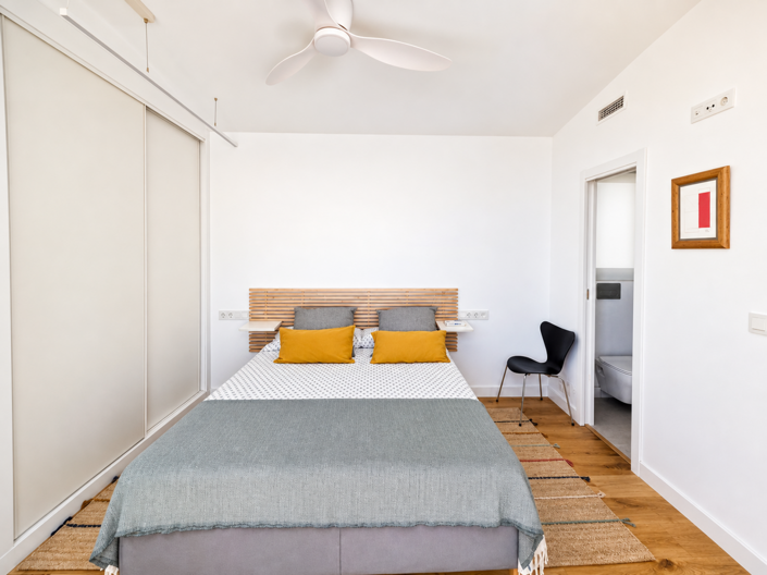 Image No.47-3 Bed Property for sale