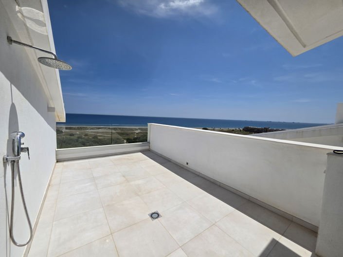 Image No.50-3 Bed Property for sale