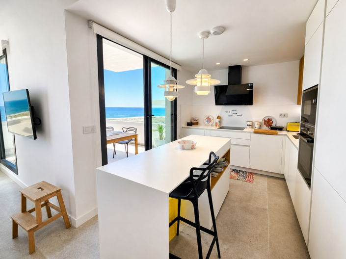 Image No.8-3 Bed Property for sale
