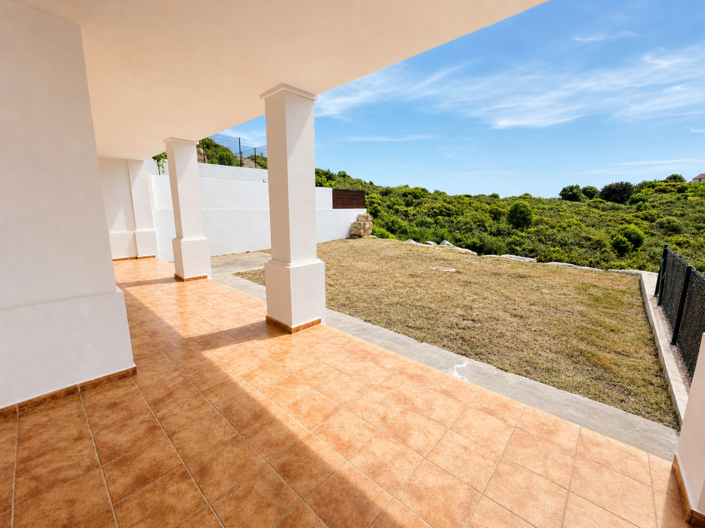 Image No.20-2 Bed Townhouse for sale