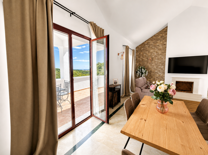 Image No.39-2 Bed Townhouse for sale