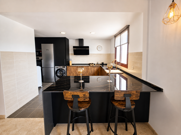 Image No.41-2 Bed Townhouse for sale