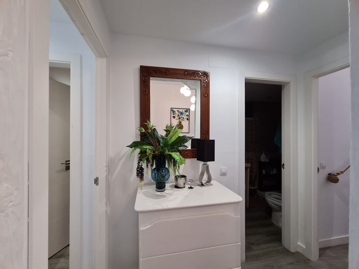 Image No.20-2 Bed Apartment for sale