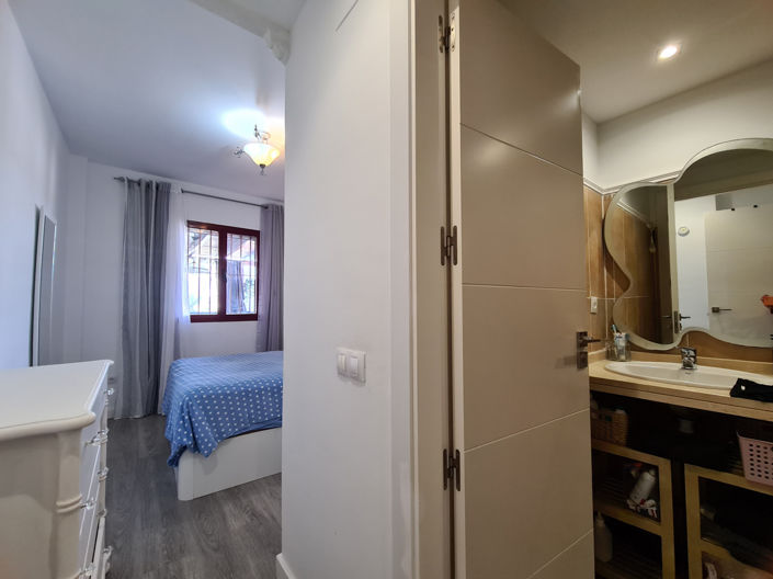 Image No.21-2 Bed Apartment for sale