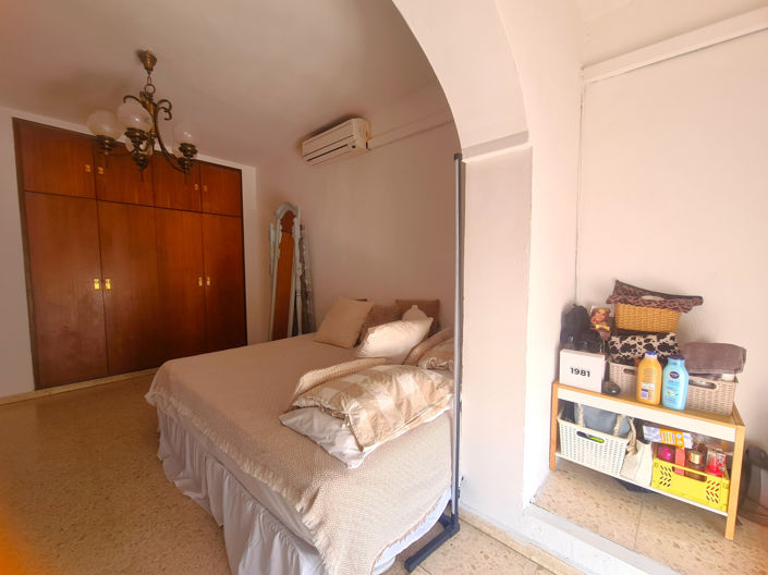 Image No.18-3 Bed House for sale