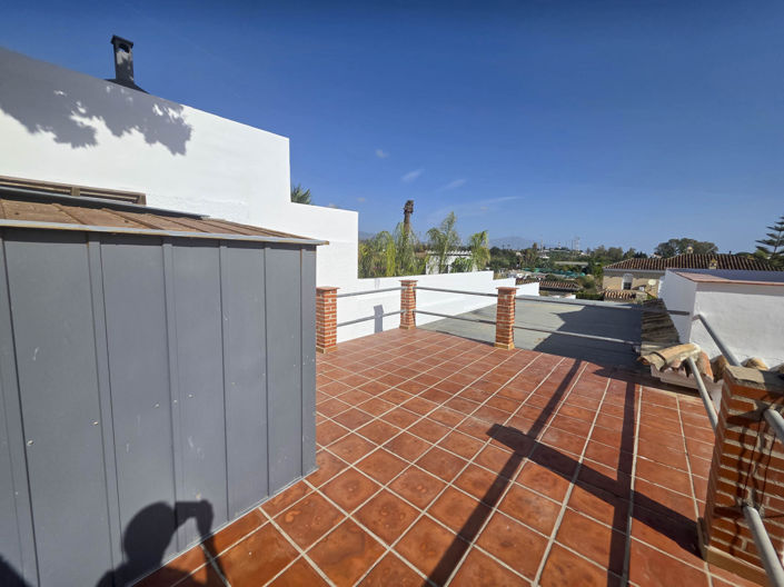 Image No.33-3 Bed House for sale
