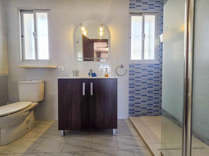 Image No.41-3 Bed House for sale