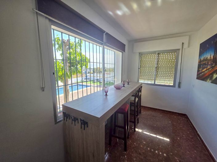 Image No.42-3 Bed House for sale