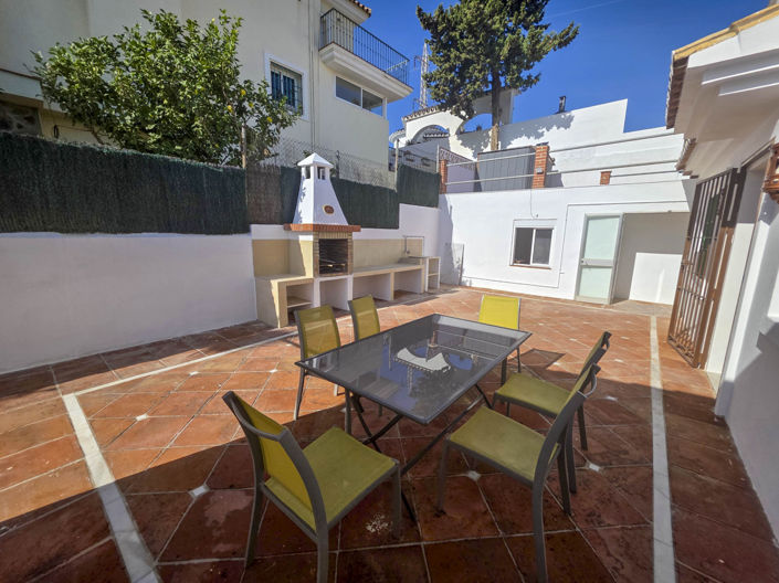 Image No.46-3 Bed House for sale
