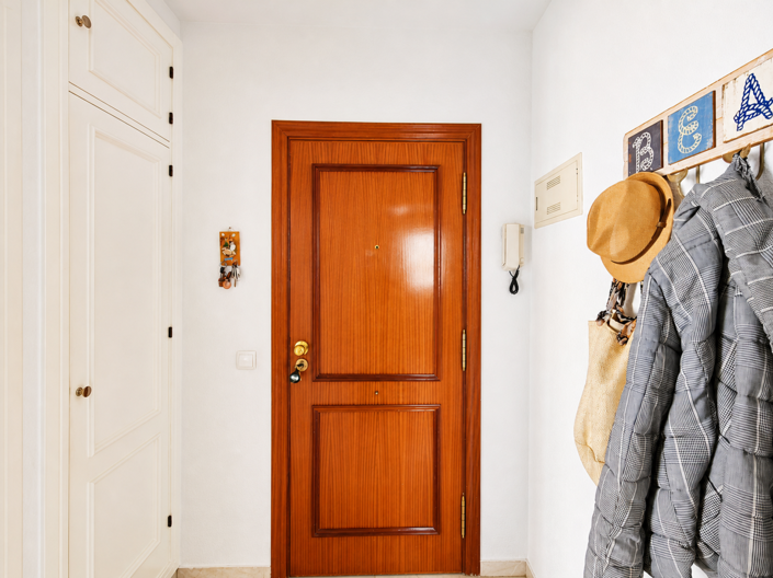 Image No.21-2 Bed Apartment for sale