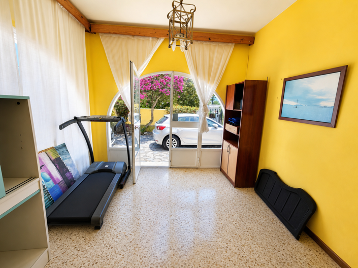 Image No.14-3 Bed House for sale