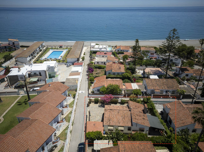 Image No.17-3 Bed House for sale