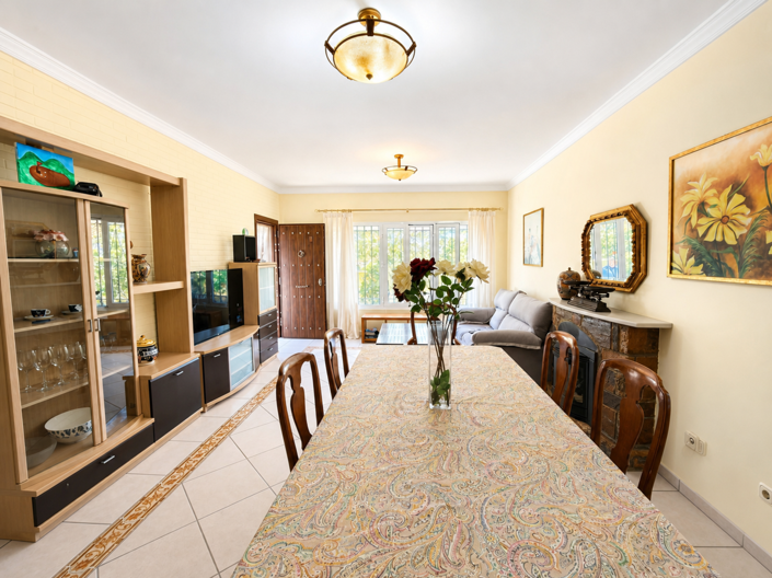 Image No.26-3 Bed House for sale
