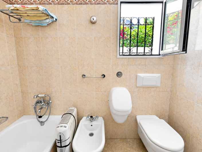 Image No.31-3 Bed House for sale