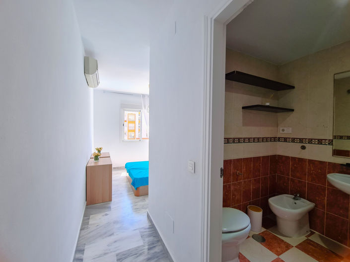 Image No.16-2 Bed Apartment for sale