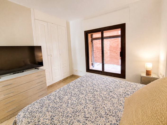 Image No.17-2 Bed Apartment for sale