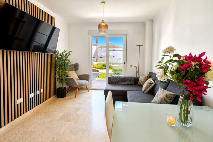 Image No.30-3 Bed Property for sale