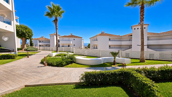 Image No.46-3 Bed Property for sale