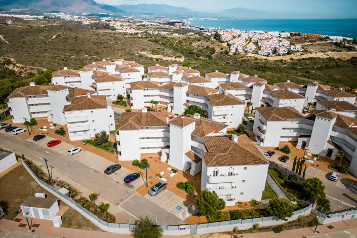 Image No.50-3 Bed Property for sale