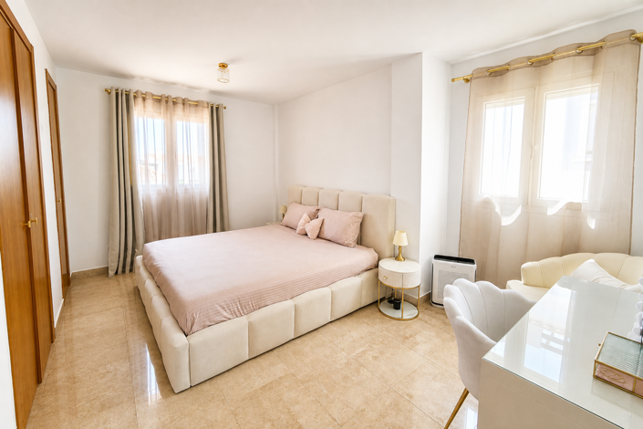 Image No.28-6 Bed Villa for sale