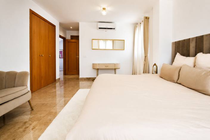 Image No.39-6 Bed Villa for sale