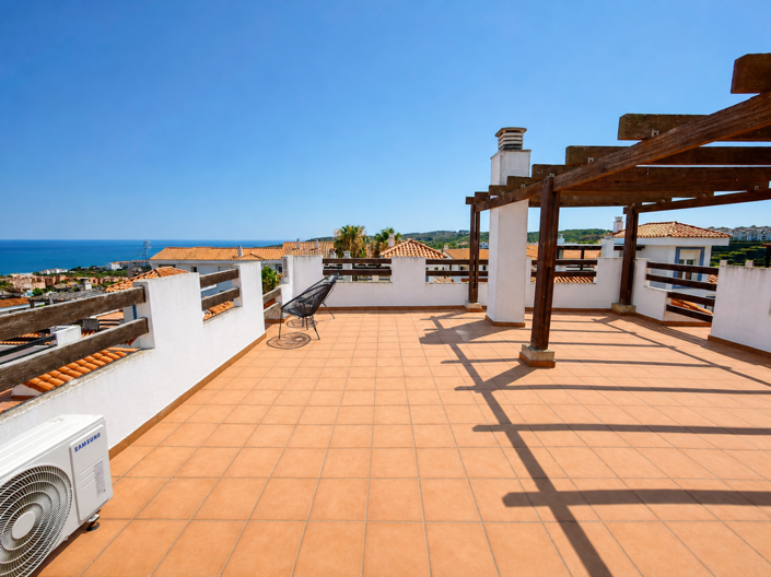 Image No.48-6 Bed Villa for sale