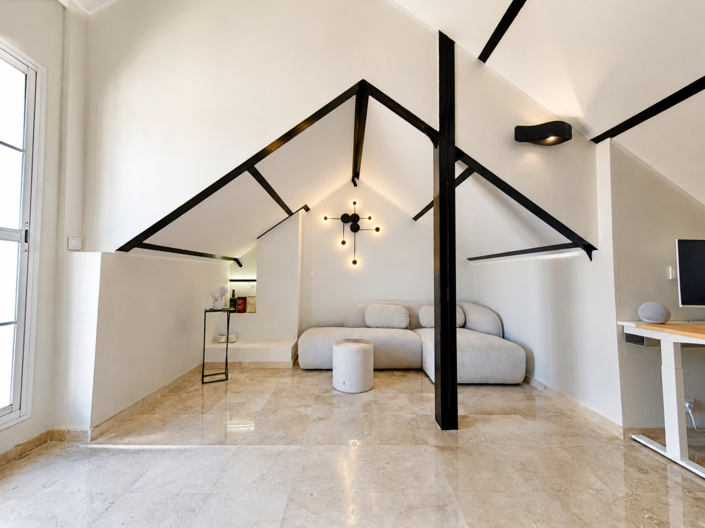 Image No.10-3 Bed House for sale