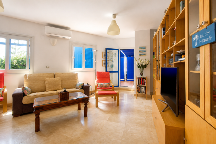 Image No.18-3 Bed Property for sale