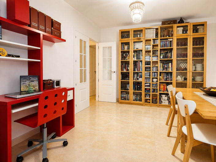Image No.20-3 Bed Property for sale