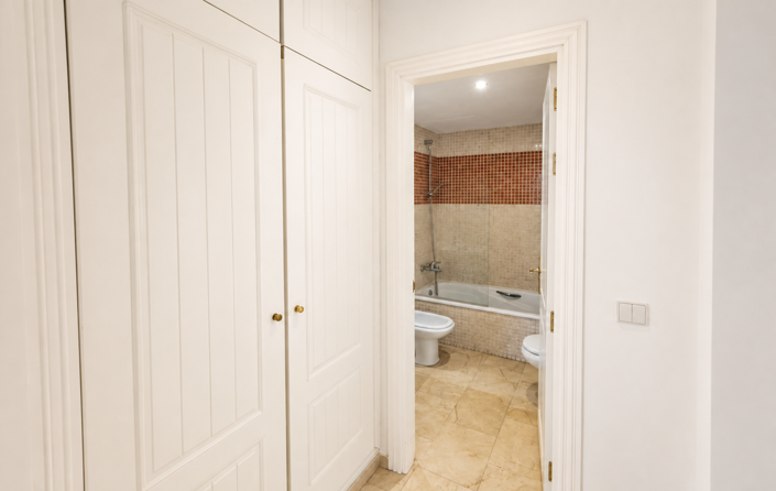 Image No.17-2 Bed Apartment for sale
