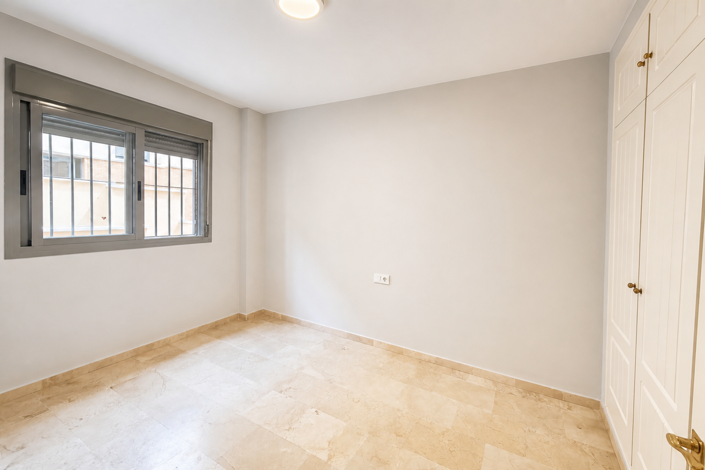 Image No.21-2 Bed Apartment for sale