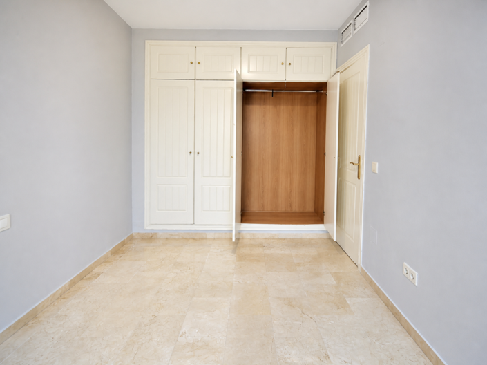Image No.24-2 Bed Apartment for sale