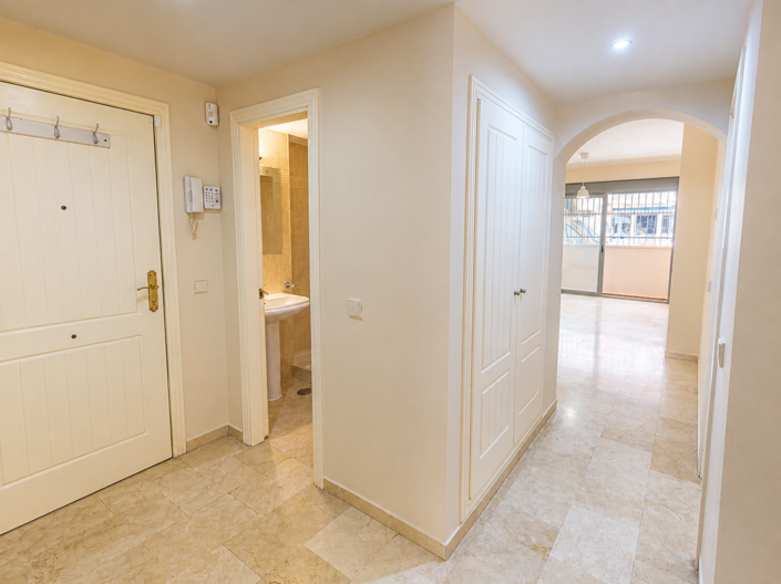 Image No.25-2 Bed Apartment for sale