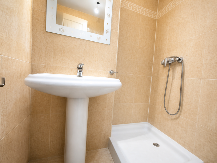 Image No.27-2 Bed Apartment for sale