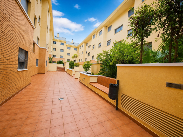 Image No.30-2 Bed Apartment for sale