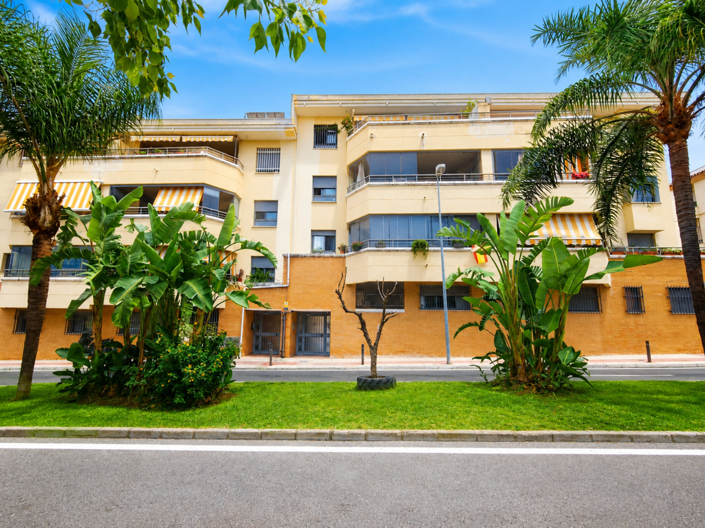 Image No.32-2 Bed Apartment for sale