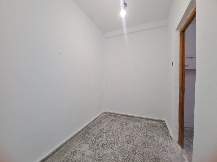 Image No.13-1 Bed Apartment for sale