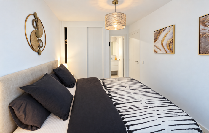 Image No.32-2 Bed Property for sale